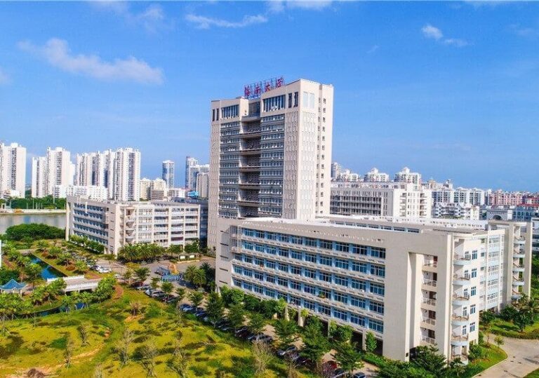 Đại học Hải Nam tuyển sinh Học bổng tỉnh Hải Nam hệ Đại học - Riba.vn